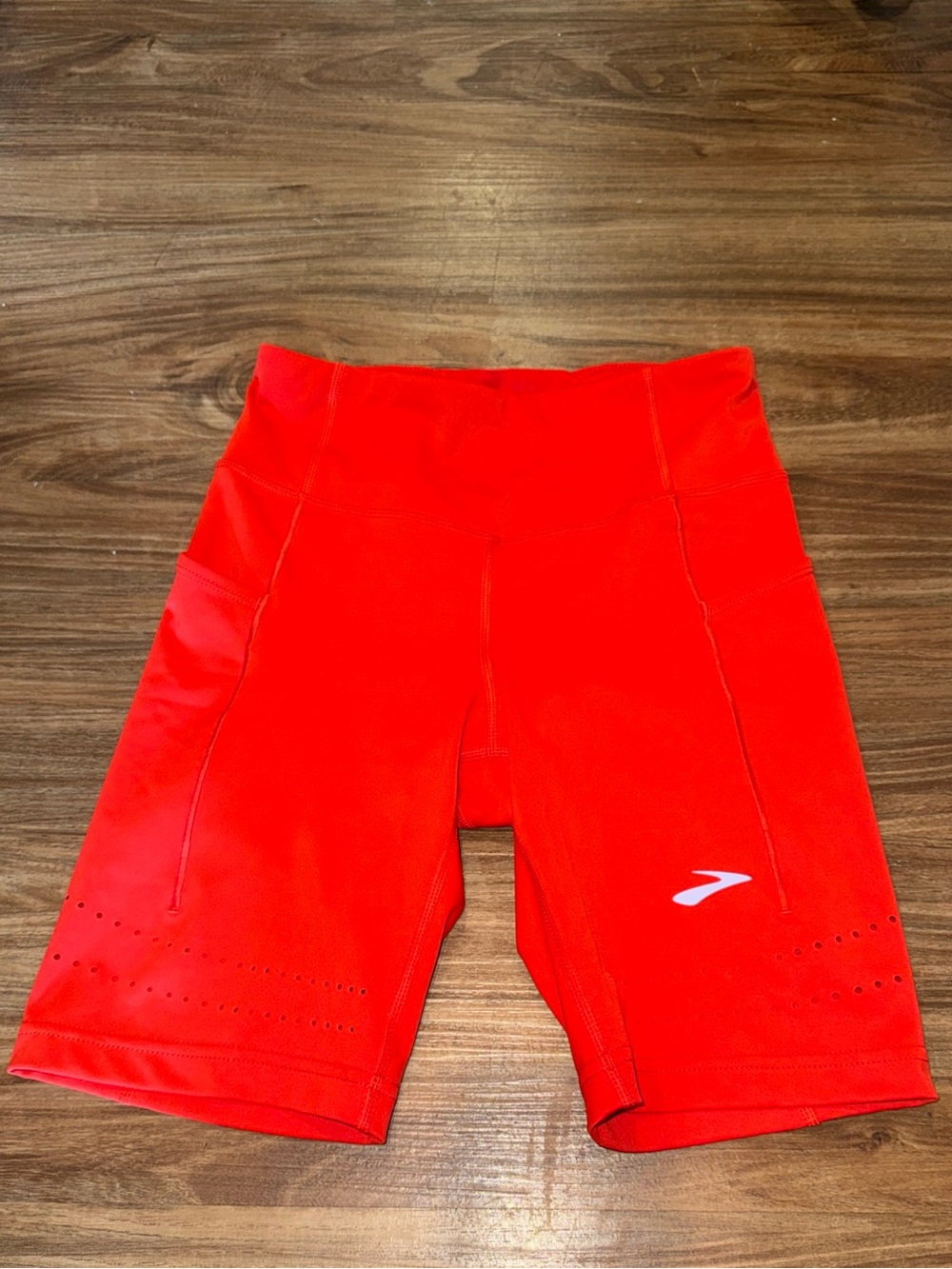 BROOKS Spandex Running Shorts Red. Size Women's SMALL. Bicycle Cycling Cycle